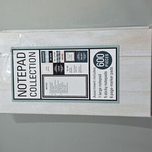 600 Piece Notepad Collection NWT